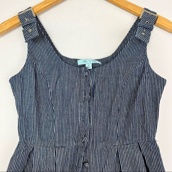 She + Sky • Mini Flare Dress - Picture 4 of 7